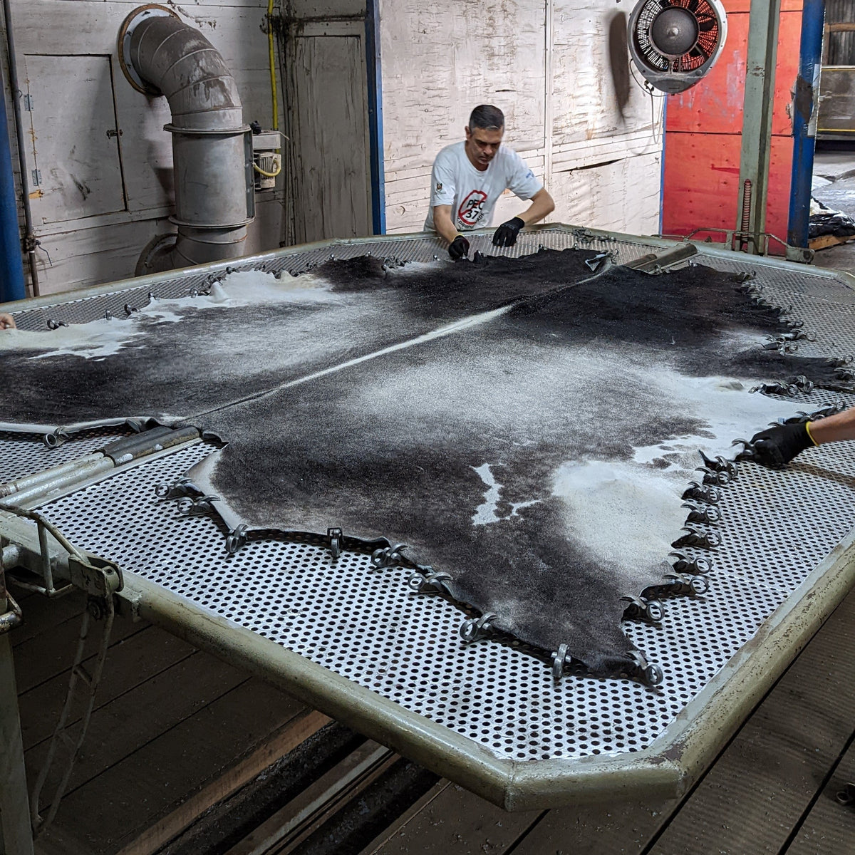 HOW TO MAINTAIN A COWHIDE RUG: THE ULTIMATE GUIDE
